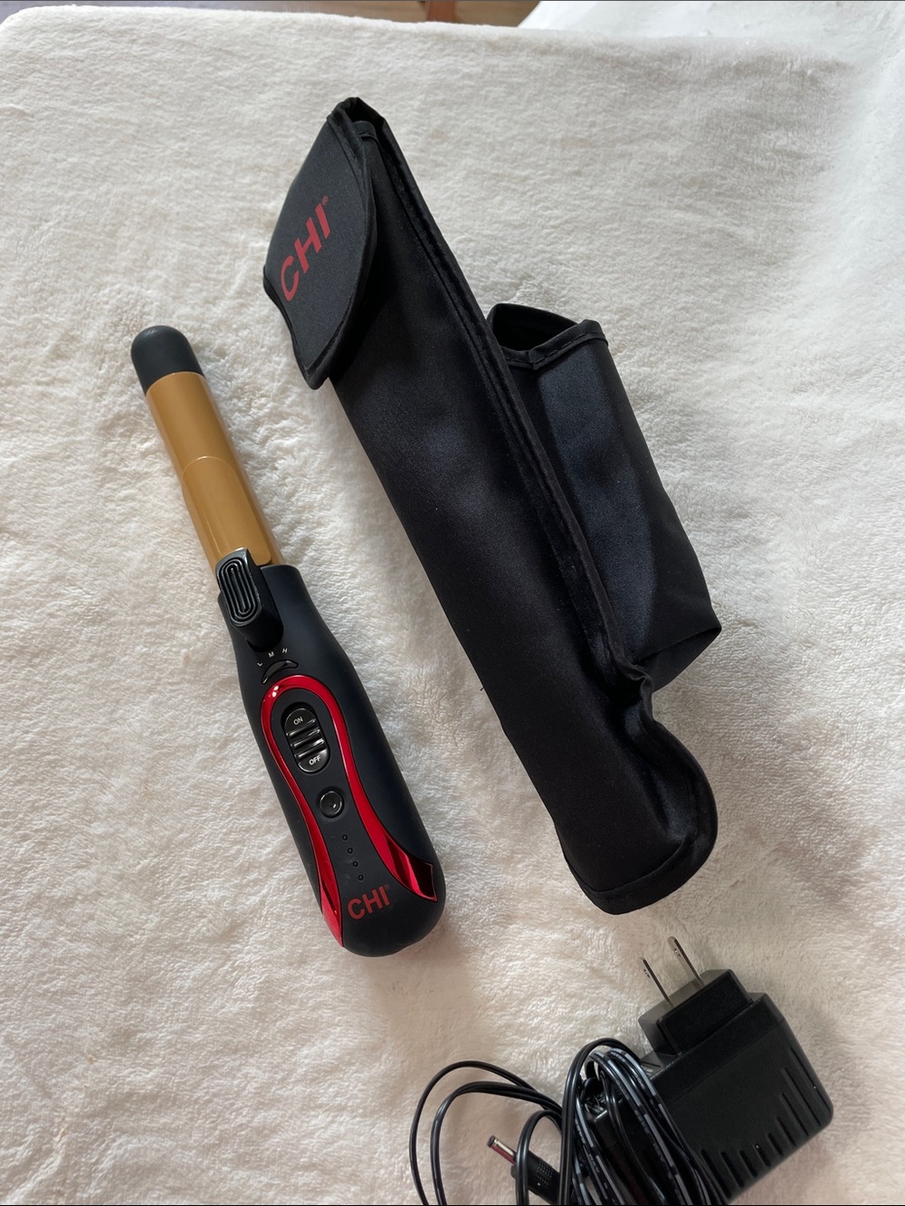 1" Gold Ceramic Curling Wand with Black and Red Handle